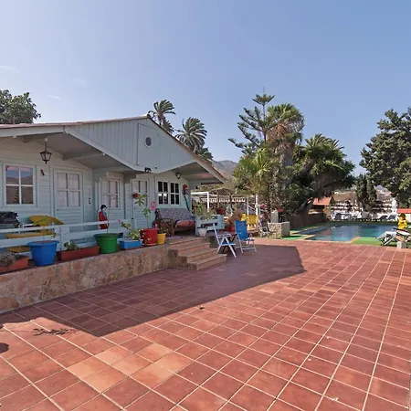 Апартаменты House *